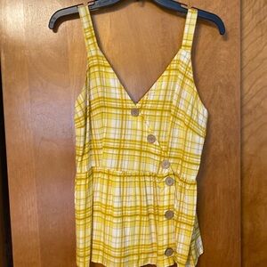 ▫️Sleeveless Top from Francesca's